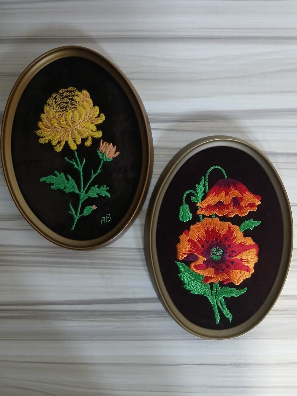 Vintage Ecstasy Giftware N.C. Cameron & Sons Embroidered Floral Wall Art Canada